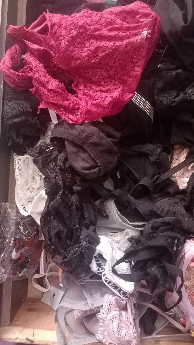 og76nm505's tweet photo. What you think about my nieces and aunts panties? https://t.co/LifAVytCLR