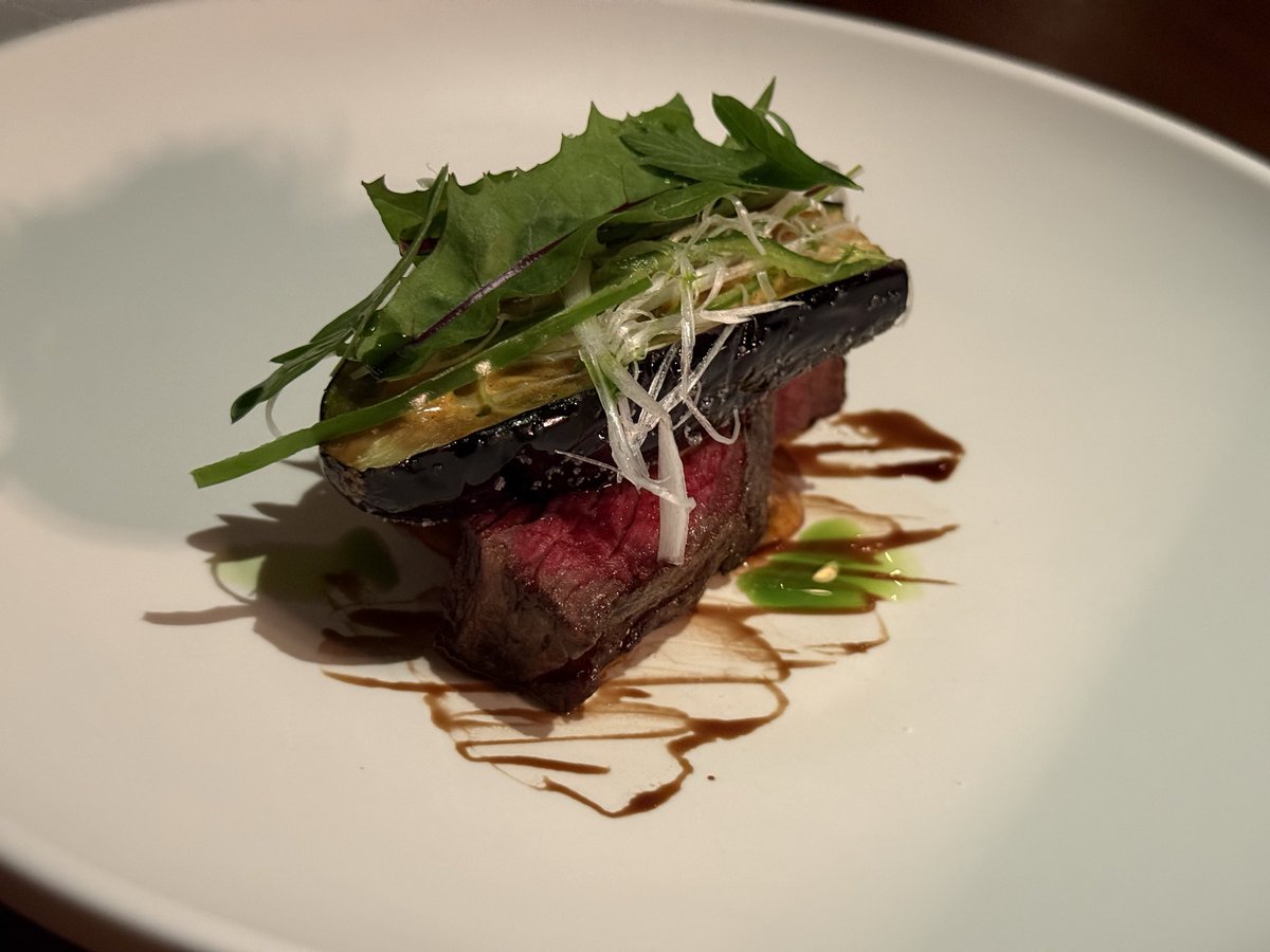 Mokkun1223's tweet photo. リッツカールトン日光　レークハウス　地元食材にこだわった素材の味を生かした料理　バケットは無いが満足感のあるコースだった https://t.co/qeNRIbnDCJ