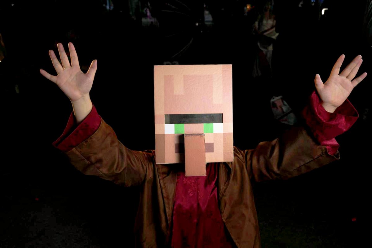 xiaoyunjiang520's tweet photo. 绝望的村民
#cosplayㅤㅤㅤㅤㅤㅤㅤ 
#Minecraft‌ https://t.co/E8B9ZYNVay