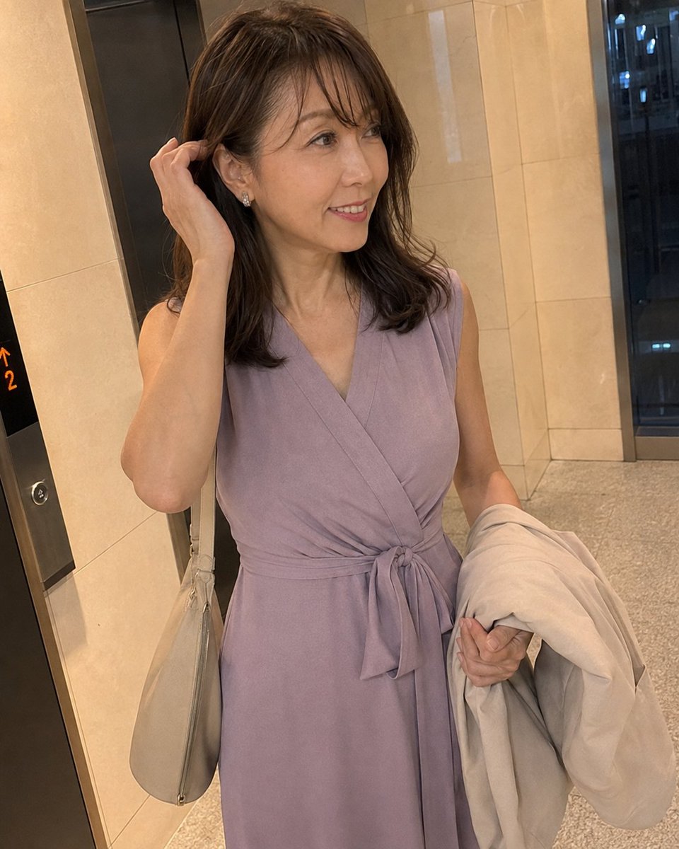 makink1980's tweet photo. もうおばさんですが…私なりに女性らしくいられるよう頑張っています。まだ大丈夫でしょうか？ https://t.co/LR72Fk4UQe
