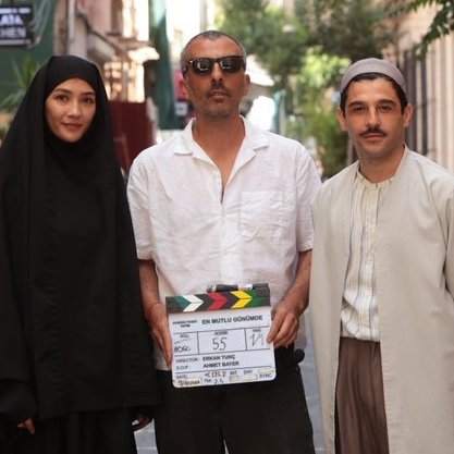 bpthaber's tweet photo. Aybüke Pusat'ın başrol olduğu yeni diziden görseller paylaşıldı. https://t.co/gJFrOwQ0sd