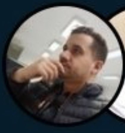 givenchychains_'s tweet photo. @deadsagony Sim, consigo ver que ele se viu no post só pela cara que faz https://t.co/oZ5KHQfN0a