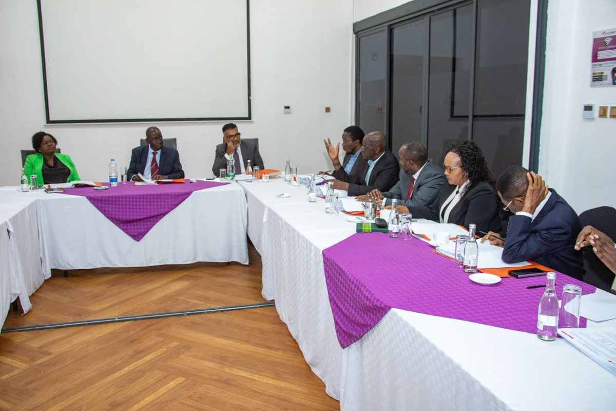 TheODMparty's tweet photo. PARTY MATTERS: Frequent consultations and discussions makes our party stronger and more responsive to the issues raised by our members and the general public. Today the Central Committee met to deliberate on a number of issues both national and on party issues. The meeting was chaired by Party Leader @DrOburu_O and attended by DPL @A_S_Nassir Ntl Chairperson @gladyswanga SG @HonOmanyo Director of Campaigns and Election @JunetMohamed among others… #TukoTayari