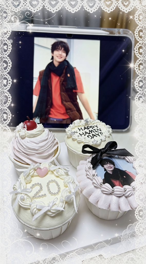 Yutoil0920's tweet photo. 스무 살 생일 축하해 이하민. 너의 빛나는 ���력을 잃지 않고 세상에 너만의 색깔 보여줘

HAPPY 20TH HAMIN DAY
#해피하민데이_나의자전거소년
#20DreamsWithHamin https://t.co/OV7xHBids8
