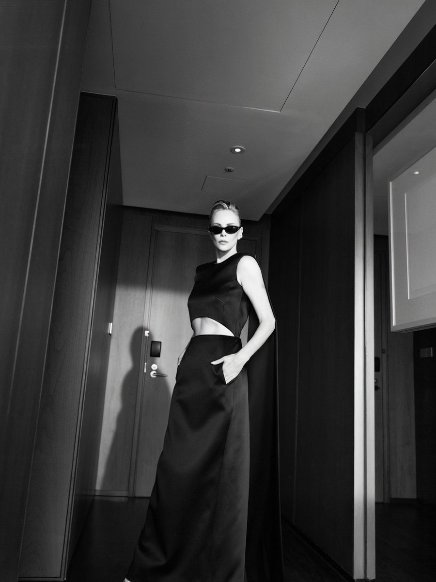 theronbrasil's tweet photo. “E assim termina… 
Eu te amo, Coreia 💜”

Charlize Theron | Instagram https://t.co/VXg0tv78uZ