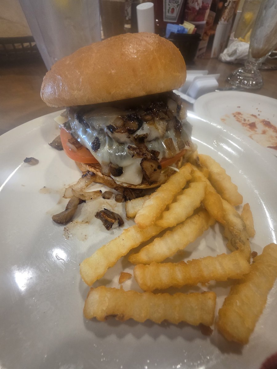 MMclaughli40509's tweet photo. MY DINNER TONIGHT https://t.co/NkI2bhutuo