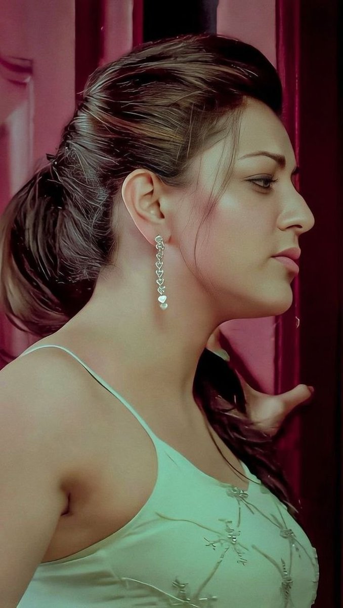 MrbrokenBoy7's tweet photo. Kajal Agarwal Darling 😘 https://t.co/UeRRv5Izzx