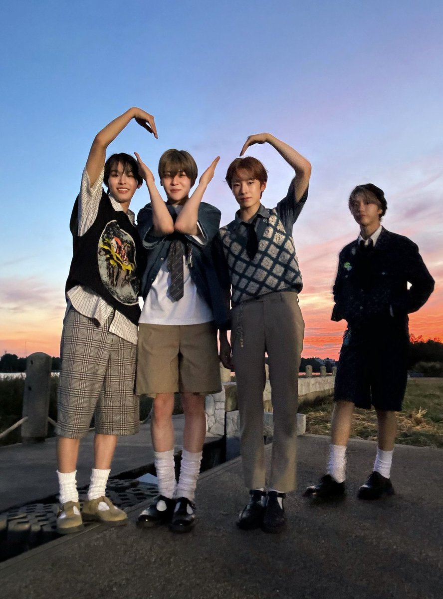 6liy2k's tweet photo. 今これ見て笑いすぎて息できないやっぱりゆーちゃんっておかしいんだなぁ、🙂‍↕️ https://t.co/ivkOalC1mH