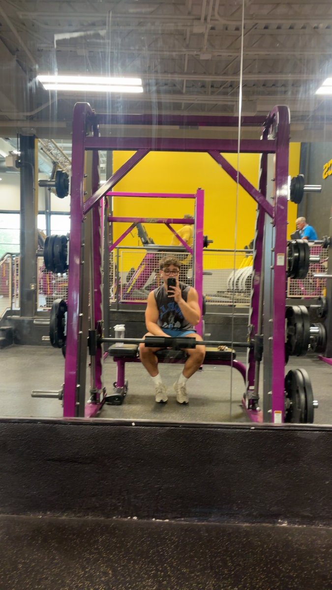 Grrr_ryan's tweet photo. Guess what today was #backbi #gym #gay https://t.co/uam9hMNSxw