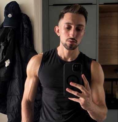 ristovskyAt's tweet photo. #NewProfilePic https://t.co/F7cb7Tcgde