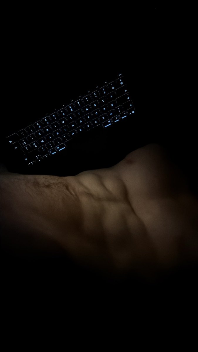 Louislemai50330's tweet photo. Des séries à conseiller ? https://t.co/3pXXU6TXuK