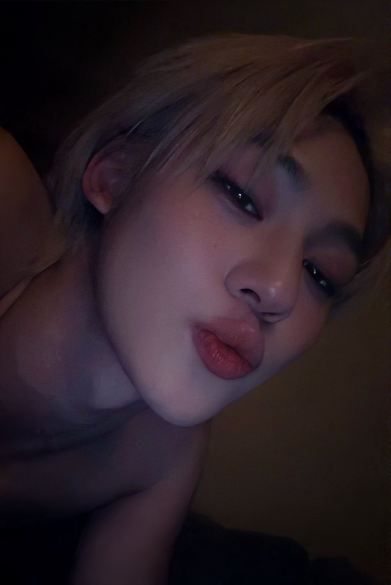 divalego_'s tweet photo. mwah branocki 💅 https://t.co/I0QCZ1OonE