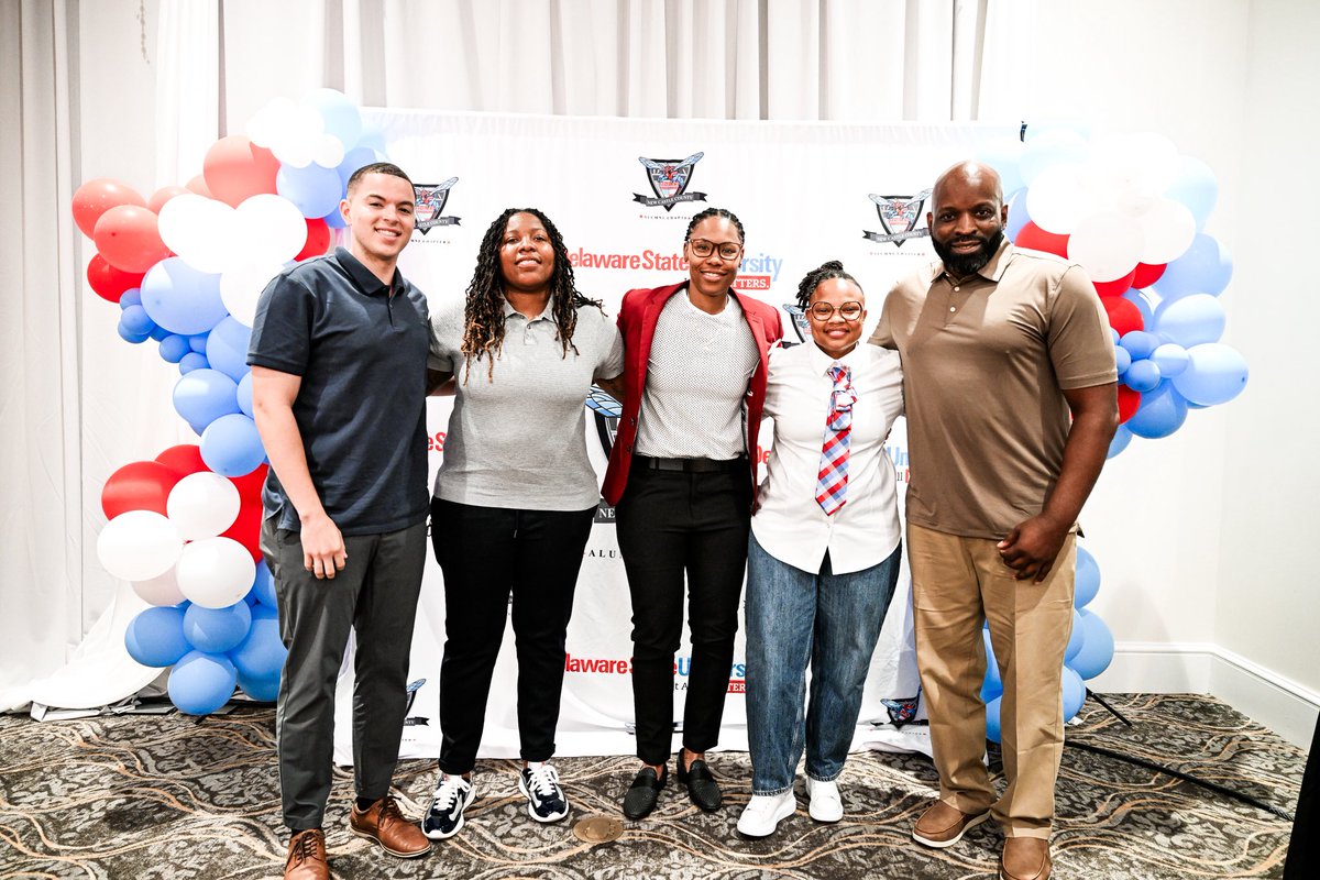 DelStateWBB's tweet photo. “𝑾𝒆 𝒎𝒖𝒔𝒕 𝒂𝒍𝒍 𝒃𝒆 𝒂𝒄𝒕𝒊𝒗𝒆 𝒑𝒂𝒓𝒕𝒊𝒄𝒊𝒑𝒂𝒏𝒕𝒔 𝒊𝒏 𝒃𝒖𝒊𝒍𝒅𝒊𝒏𝒈 𝒕𝒉𝒆 𝒇𝒖𝒕𝒖𝒓𝒆 𝒘𝒆 𝒘𝒂𝒏𝒕 𝒕𝒐 𝒔𝒆𝒆.

Our Head Coach delivered a powerful message as the keynote speaker at the 43rd Annual Scholarship Luncheon. The future is built through action. https://t.co/X5jcKhrbY1
