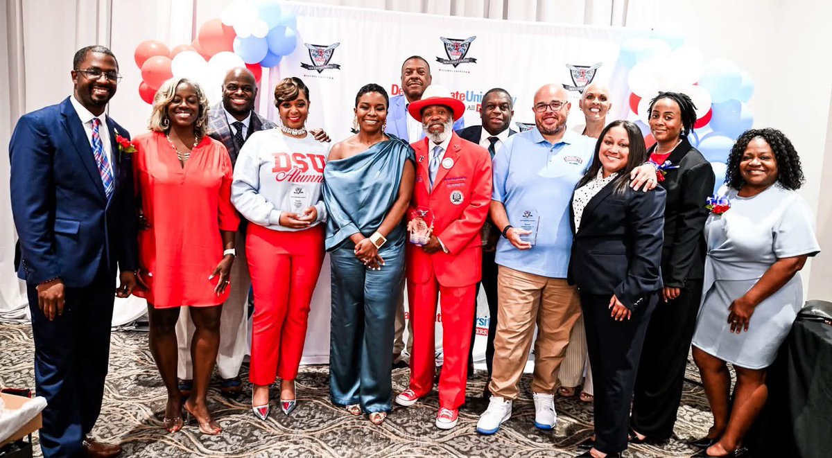 DelStateWBB's tweet photo. “𝑾𝒆 𝒎𝒖𝒔𝒕 𝒂𝒍𝒍 𝒃𝒆 𝒂𝒄𝒕𝒊𝒗𝒆 𝒑𝒂𝒓𝒕𝒊𝒄𝒊𝒑𝒂𝒏𝒕𝒔 𝒊𝒏 𝒃𝒖𝒊𝒍𝒅𝒊𝒏𝒈 𝒕𝒉𝒆 𝒇𝒖𝒕𝒖𝒓𝒆 𝒘𝒆 𝒘𝒂𝒏𝒕 𝒕𝒐 𝒔𝒆𝒆.

Our Head Coach delivered a powerful message as the keynote speaker at the 43rd Annual Scholarship Luncheon. The future is built through action. https://t.co/X5jcKhrbY1