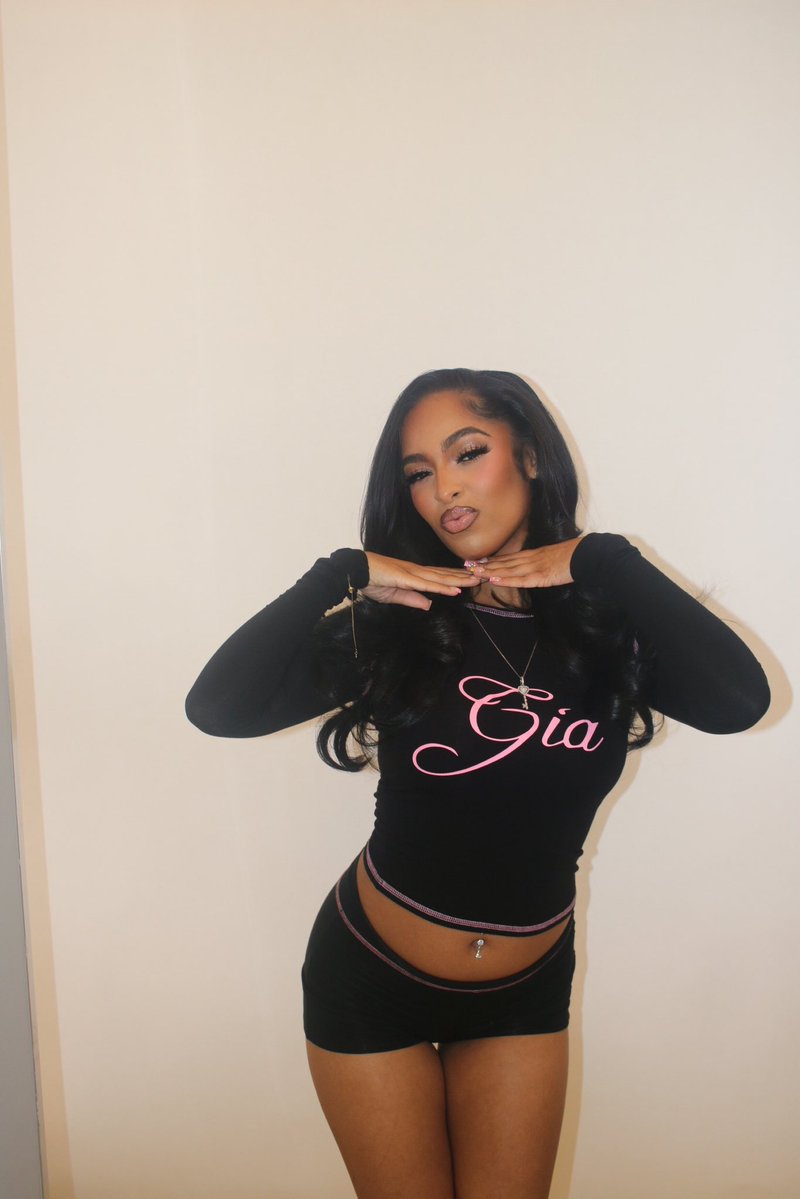 jordynlucas_'s tweet photo. ask what i make em do 😘 https://t.co/7B3xY2LVou