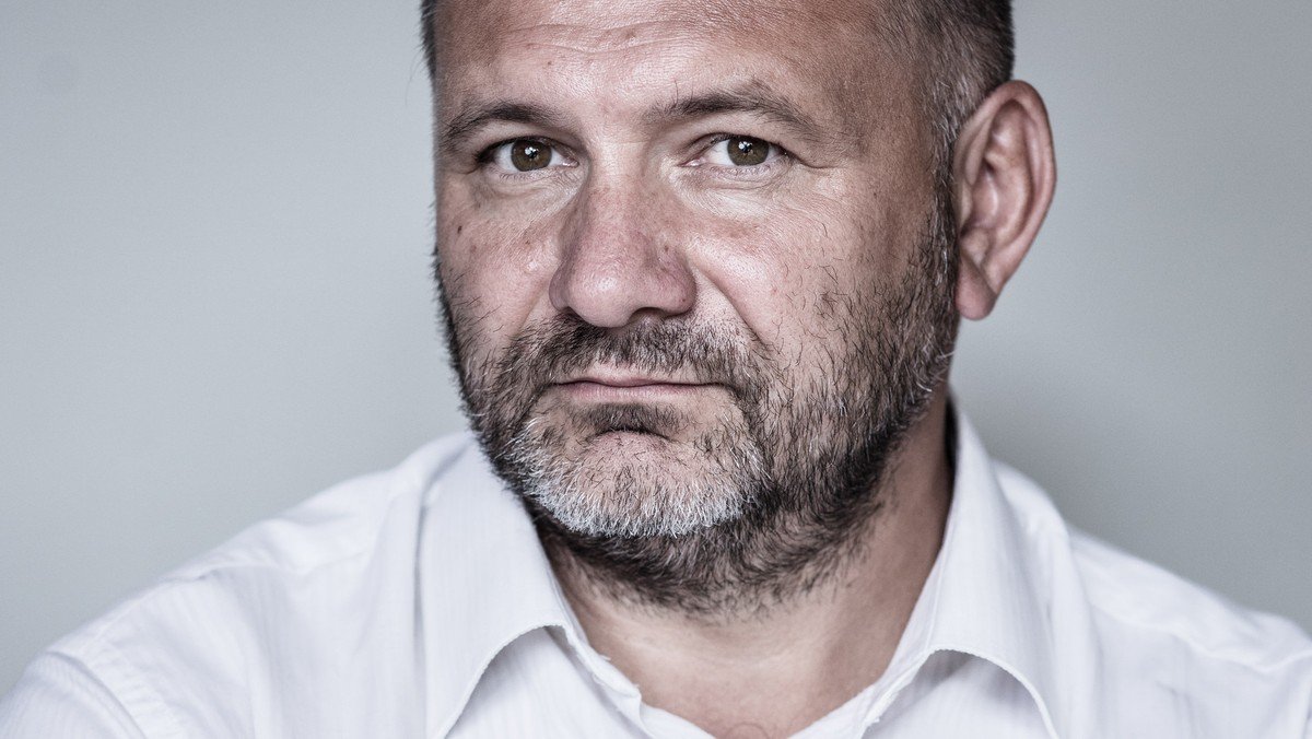 NigdyWiecejPiS's tweet photo. Podaj dalej ten wpis, jeśli jesteś za tym, żeby prokurator Waldemar Żurek przeliczył wszystkie głosy oddane w ostatnich wyborach prezydenckich. https://t.co/vYbfBee4PV