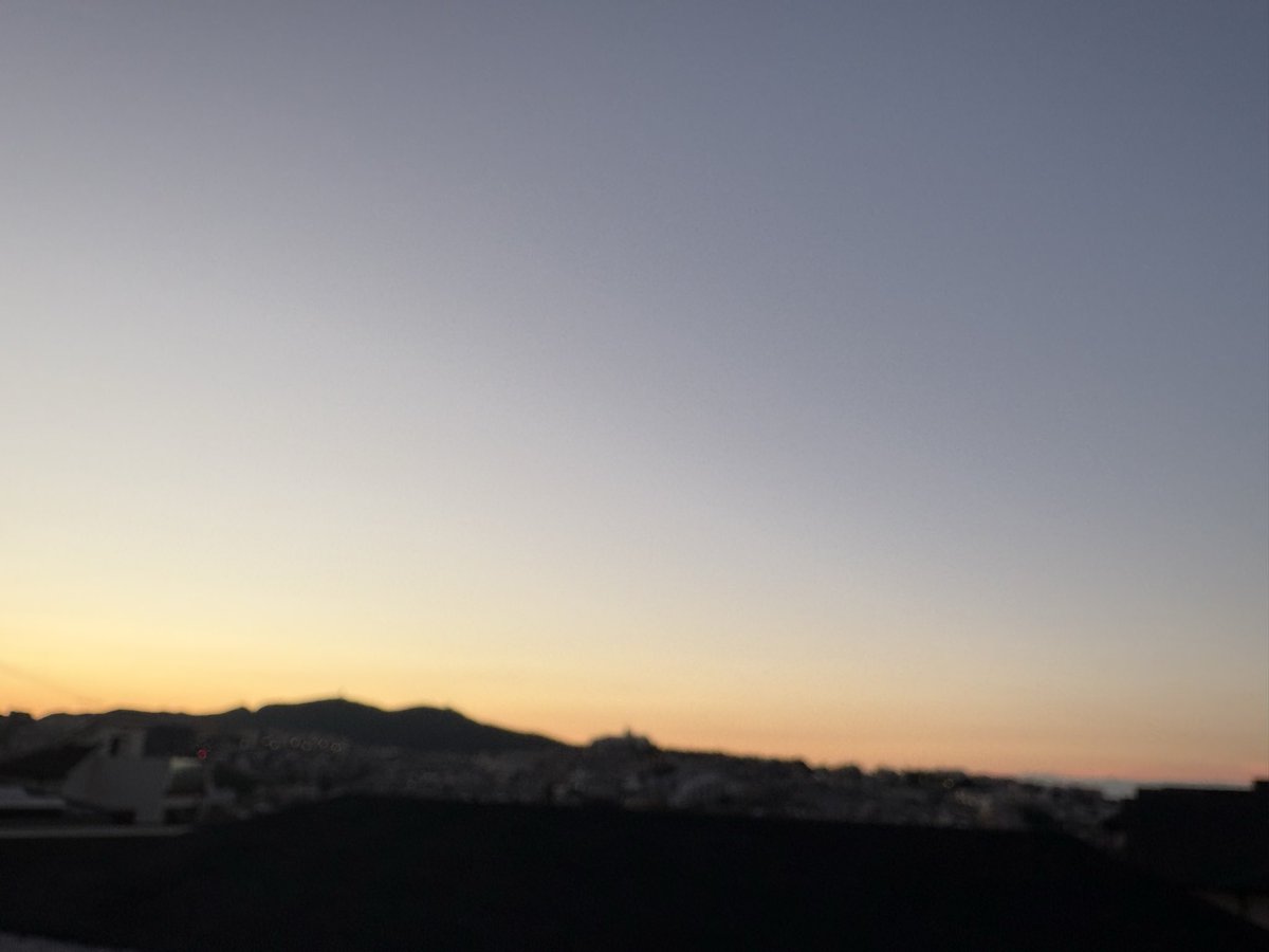 eternal_value's tweet photo. おはようございます。
今日もナイスな一日になるよう絶賛応援しております👍 https://t.co/QnwiQ84wBd