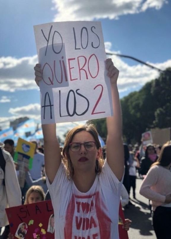 BellDeza's tweet photo. Vi la foto que subieron los hermanos martinez https://t.co/5WWN5kRxnG