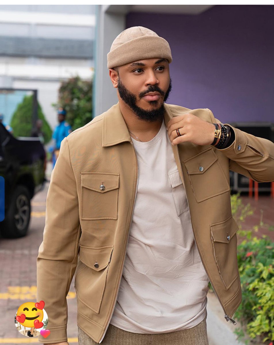 ILETOPSS's tweet photo. BBN Comes and go , but I've never seen a housemate or fave as humble as you are.
You're such a great man with good character 🕊️🤍🔥❤️. May all the promises of God over you 🙏 come to pass.
Happy Birthday @ozo_chukwu
#HappyBirthdayOzo
#Superion
https://t.co/2tWi8igute https://t.co/SVWEZbU7do
