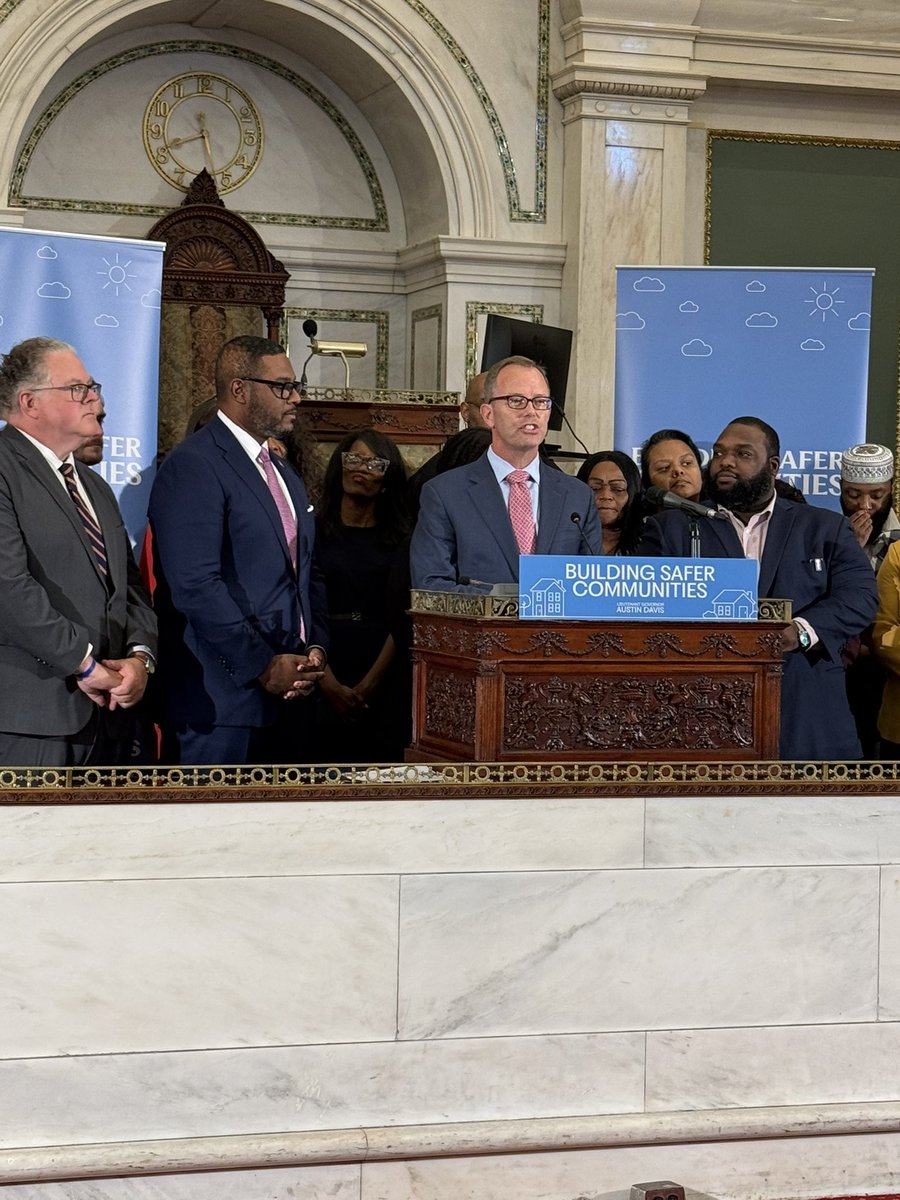 KevinARing's tweet photo. Grateful to be in Philadelphia to celebrate the passage of the VICTIM Act and @Arnold_Ventures grant to help more agencies become eligible for funding. @PhillyPolice have homicide clearance rates up to 80% and nonfatal shootings at 40. More work to do but on right track. https://t.co/LQQRCqm6je