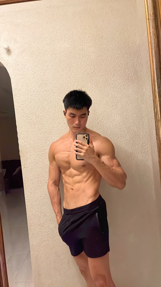 Aidenjinwc's tweet photo. running https://t.co/tLHGGZFwAu