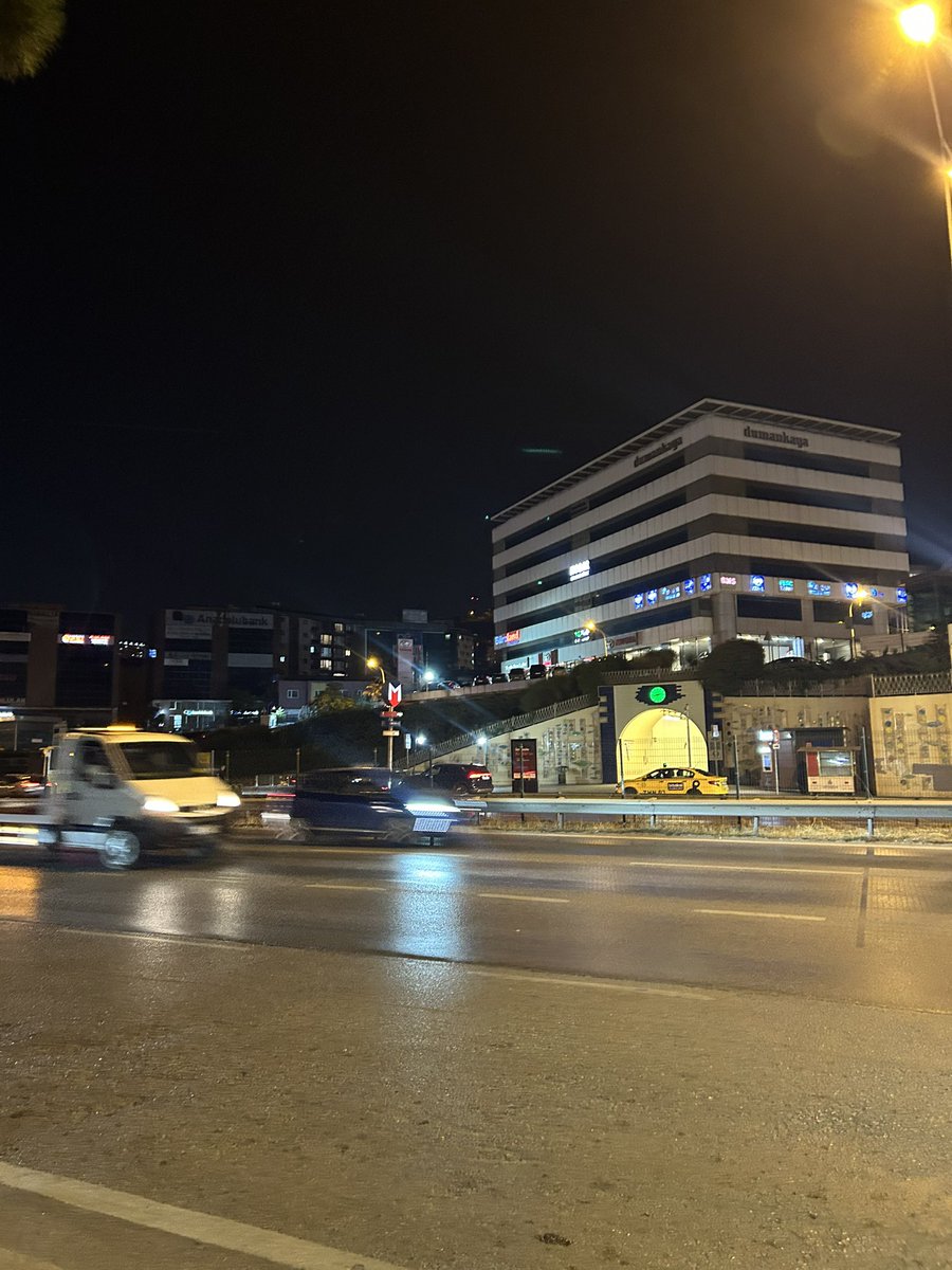 senaayym's tweet photo. Yolcu duası twiti 6 saatiniz var https://t.co/je7d9t23tr