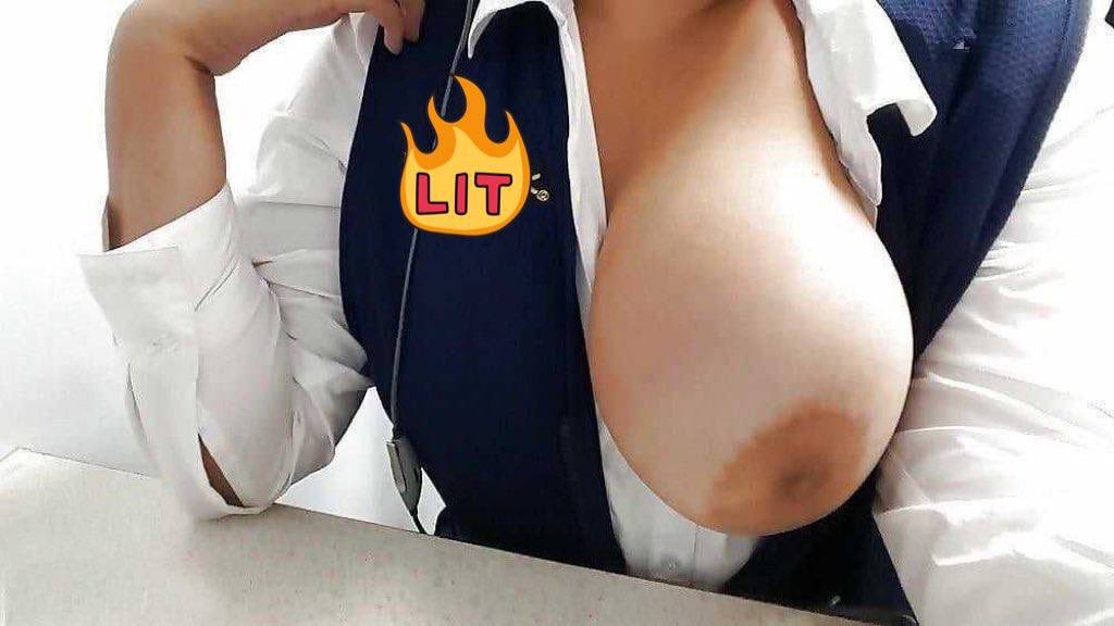 cswmex5's tweet photo. Soy hotwife infiel de neza, trabajo en un walmart de CDMX y soy la amante de mi jefe y de un par de mis compañeros, mi esposo es pito chico y no me llena, no me coge rico, estoy buscando ser más puta, busco maduros que me traten como una puta barata en la cama, den rt y los sigo https://t.co/59rrK8YnXX