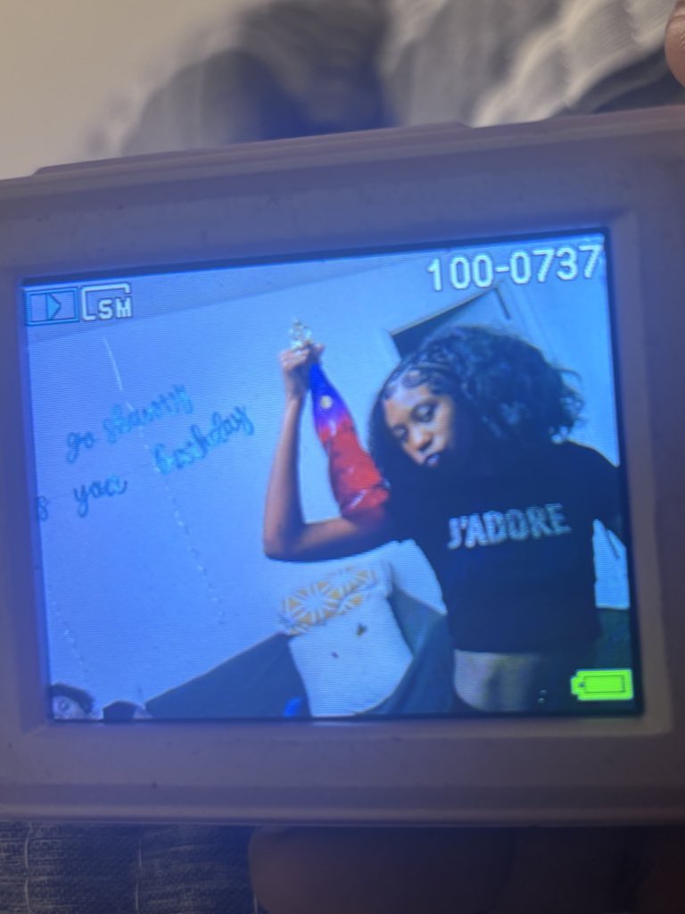 theehotgiirl_1's tweet photo. hotgirl cday in 3 dayssssss 🤣🤣 https://t.co/XHg5Jky4RD