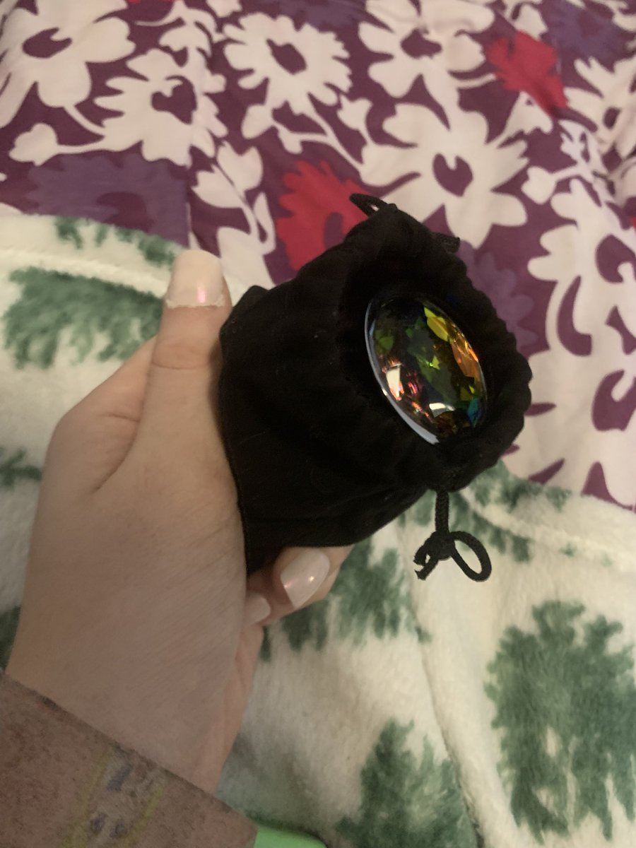ElleTheGoodxD's tweet photo. My latest gift! 😋 Why haven’t YOU gotten me anything? 🥺 https://t.co/1agz0CreGG