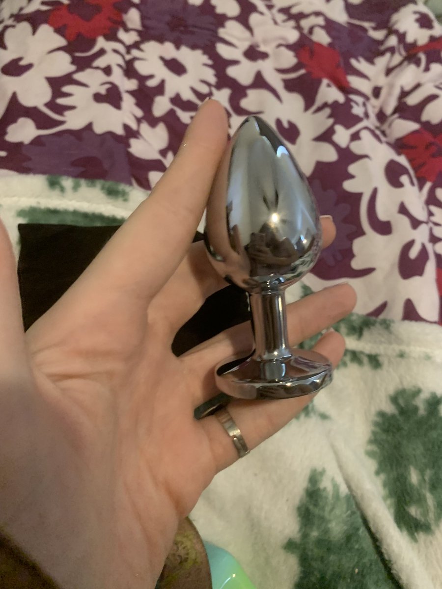ElleTheGoodxD's tweet photo. My latest gift! 😋 Why haven’t YOU gotten me anything? 🥺 https://t.co/1agz0CreGG