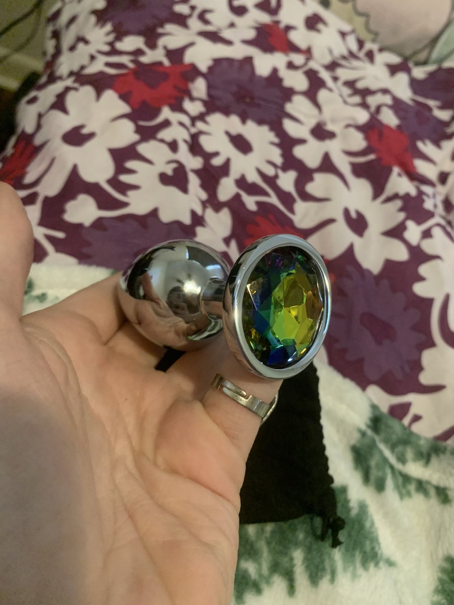 ElleTheGoodxD's tweet photo. My latest gift! 😋 Why haven’t YOU gotten me anything? 🥺 https://t.co/1agz0CreGG