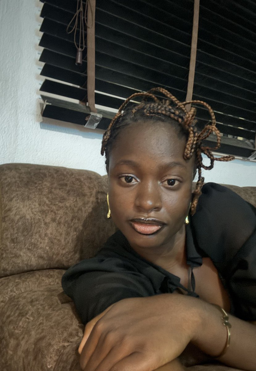 OLUWAFOLABUNMI_'s tweet photo. OLUWAFOLABUNMI.🤭💗 https://t.co/IUAdKfLFqn