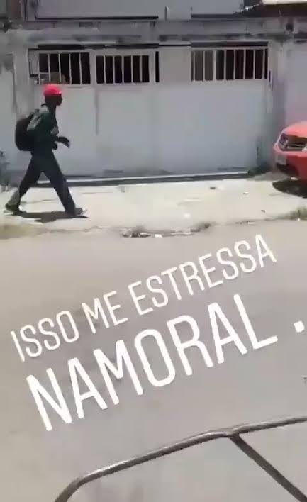 dantellusion's tweet photo. desculpa se a gente tem bom gosto e não quer mais 56 horas de uma xixa feia se lamentando que a namoradinha morreu e que se acha um fracasso traumatizado vítima da sociedade https://t.co/SuDakRbIzR