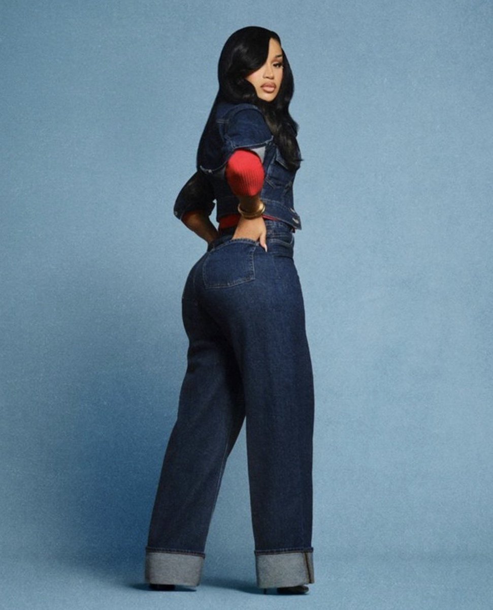 BardiUpdatess's tweet photo. Cardi B for her brand new “Most Wanted Denim” campaign with Old Navy. 😍 https://t.co/zfJEnPfEqi