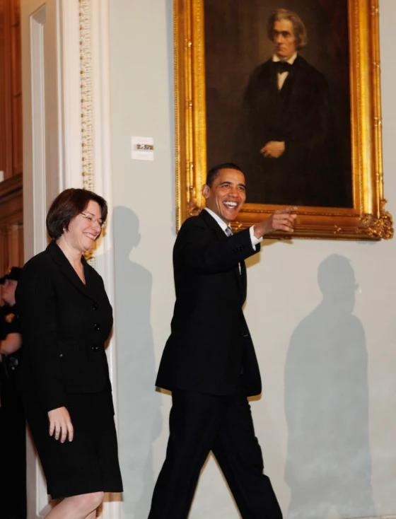 amyklobuchar's tweet photo. Wishing President Obama a very happy 65th birthday! 

Grateful for his continued leadership and service to our country. https://t.co/3pSugj0p49