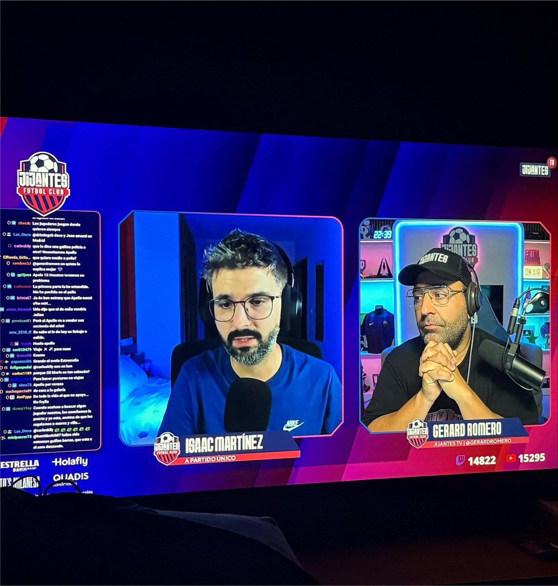 aidarocaa_'s tweet photo. Nit de mercato 🍿🍿🍿 @JijantesFC  @aPartidoUnico https://t.co/OJhEMP4ro2
