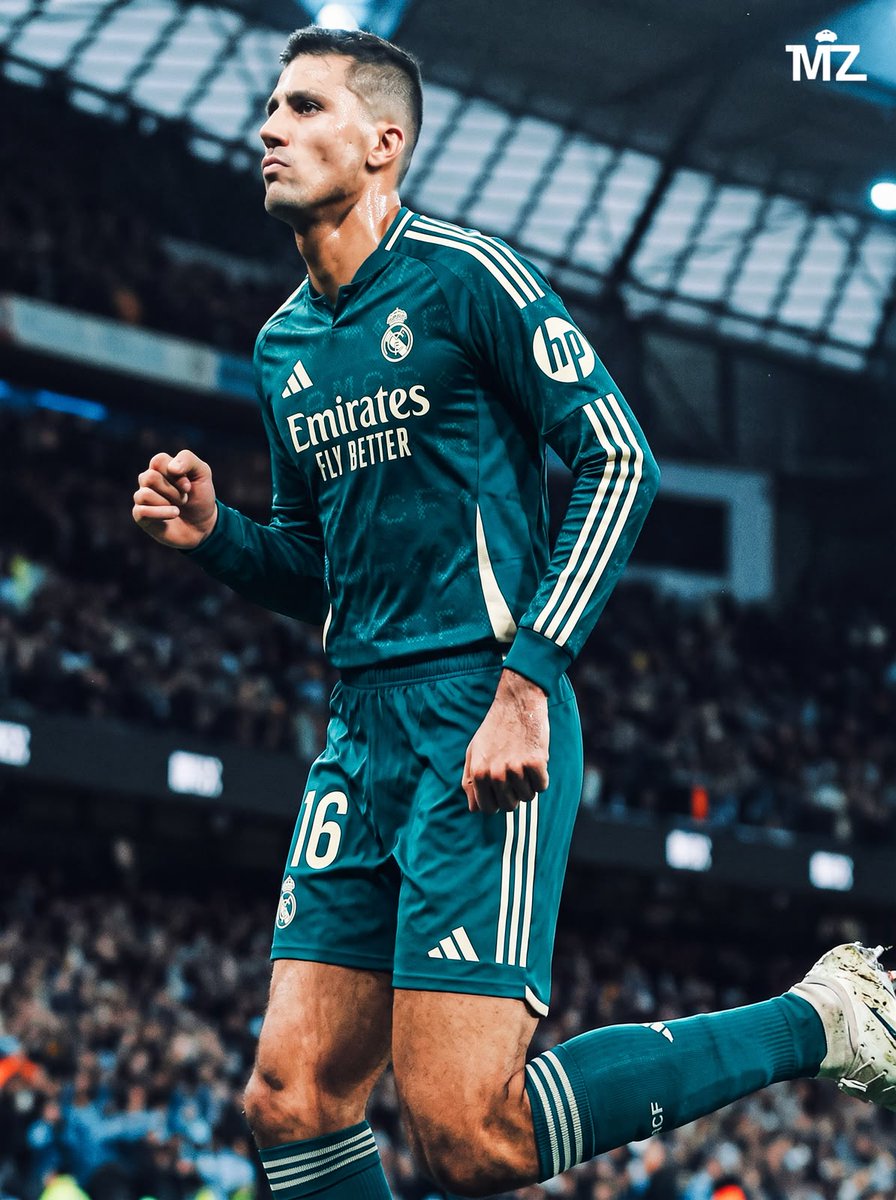 theMadridZone's tweet photo. 🚨 NEW: Real Madrid are READY to pay what Manchester City are asking for Rodri. 

They will NOT let the player slip away. @Pablo_Gallego__ https://t.co/zlseBV73QW
