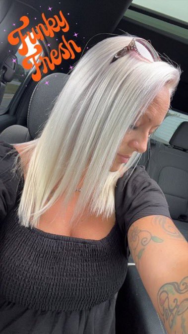 SummerGoddess0's tweet photo. Fresh hair makes this Goddess shine more than ever!! 💖 Reimburse for the $145 salon bill losers 🫰🏼

Findom walletdrain simp sissy sph paypig whalesub cashslave humanATM https://t.co/fSCl6LwgcF