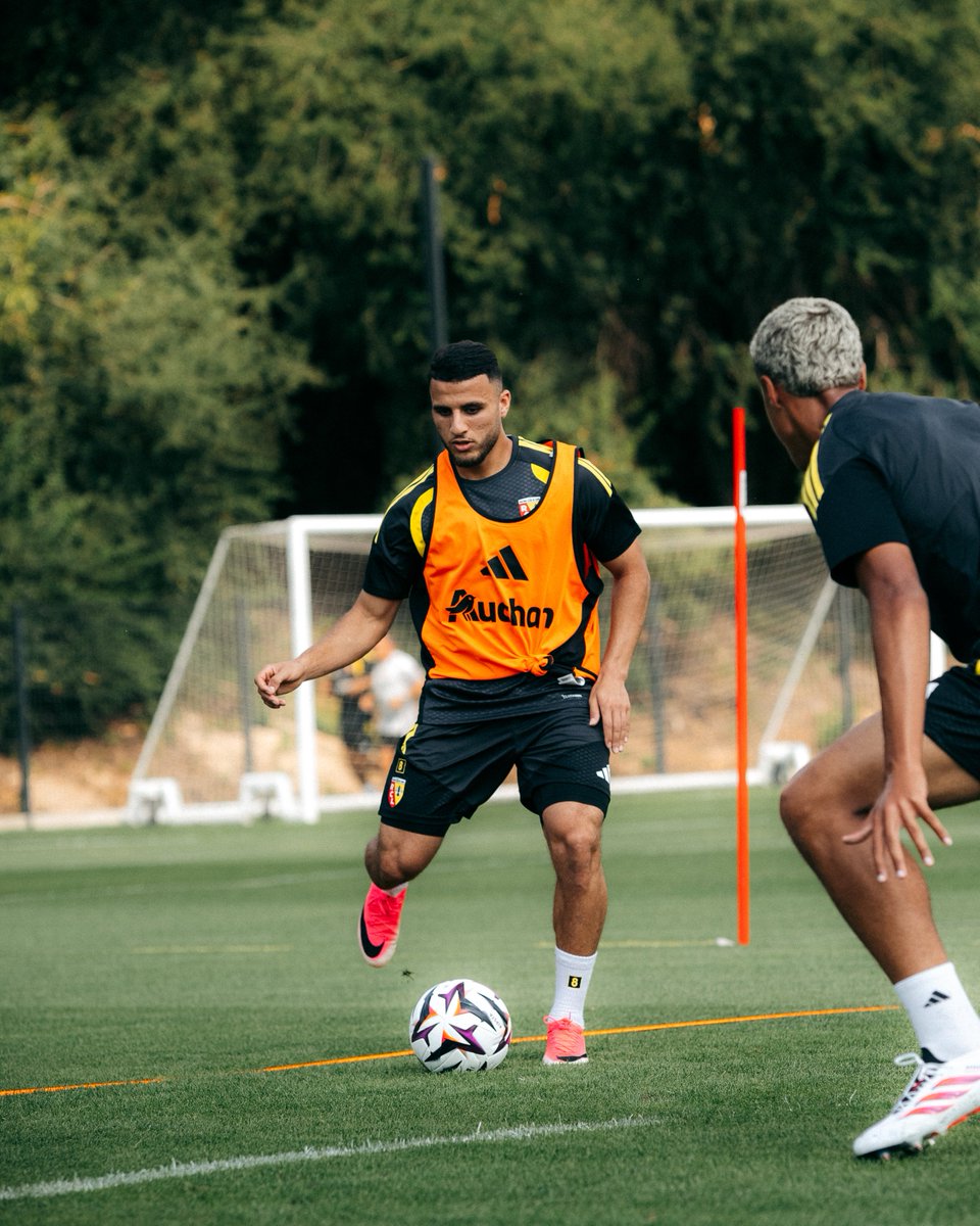RCLens tweet picture