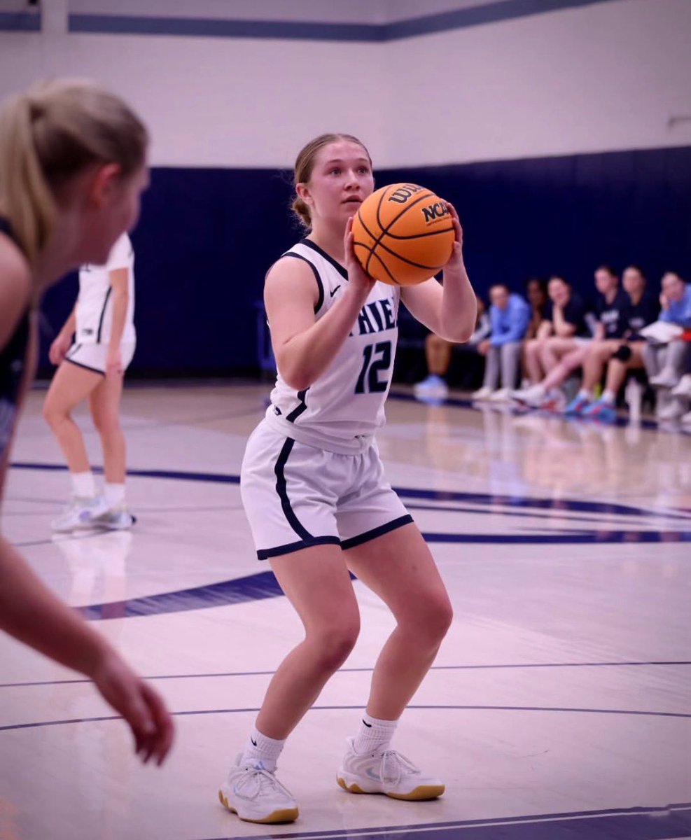 Thiel_WBB's tweet photo. Kayley Risser will be entering her junior year for the 26-27 season. #RIZZ #RIZZLER #ZOOOOM #HEART 1️⃣2️⃣🩵 https://t.co/amY7ke1dOf