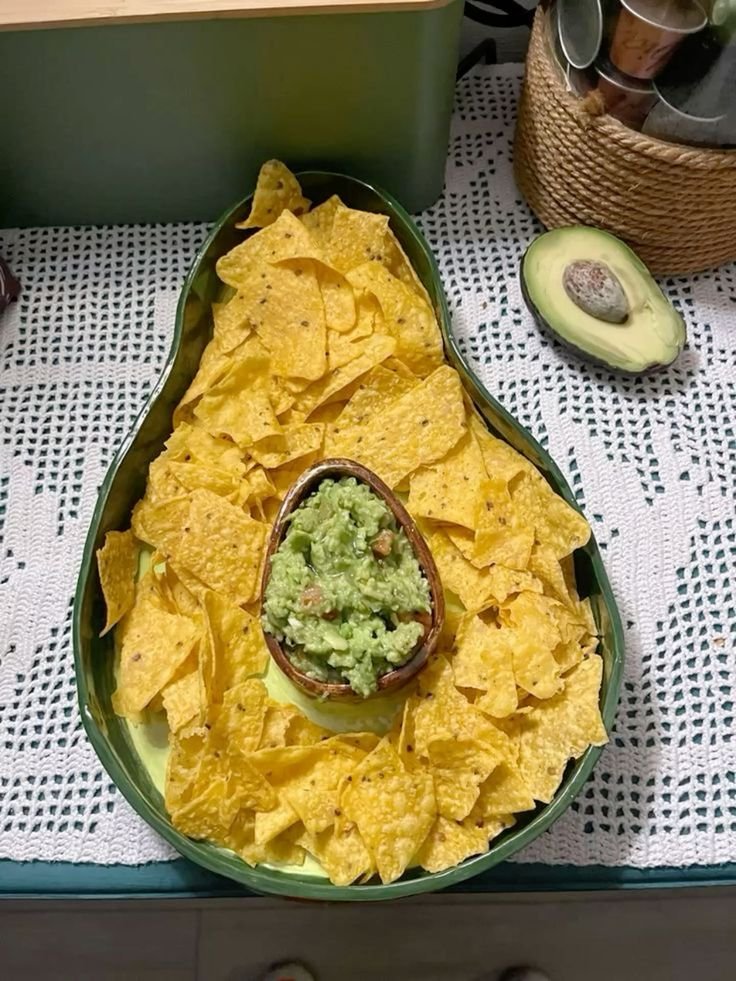micaistrying's tweet photo. la inspo / el mio 😋

fui con esa idea a mi primera clase de cerámica en abril y se pudo https://t.co/FRYGFtOLCt