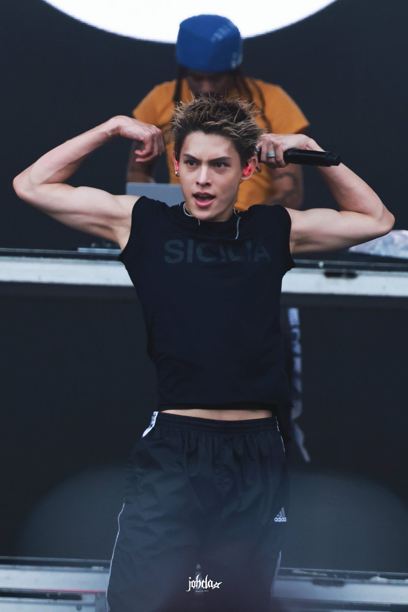 Johda_0818's tweet photo. 260801 💪

#JAMES #제임스
#CORTIS #코르티스 https://t.co/tOrKrZtsfX
