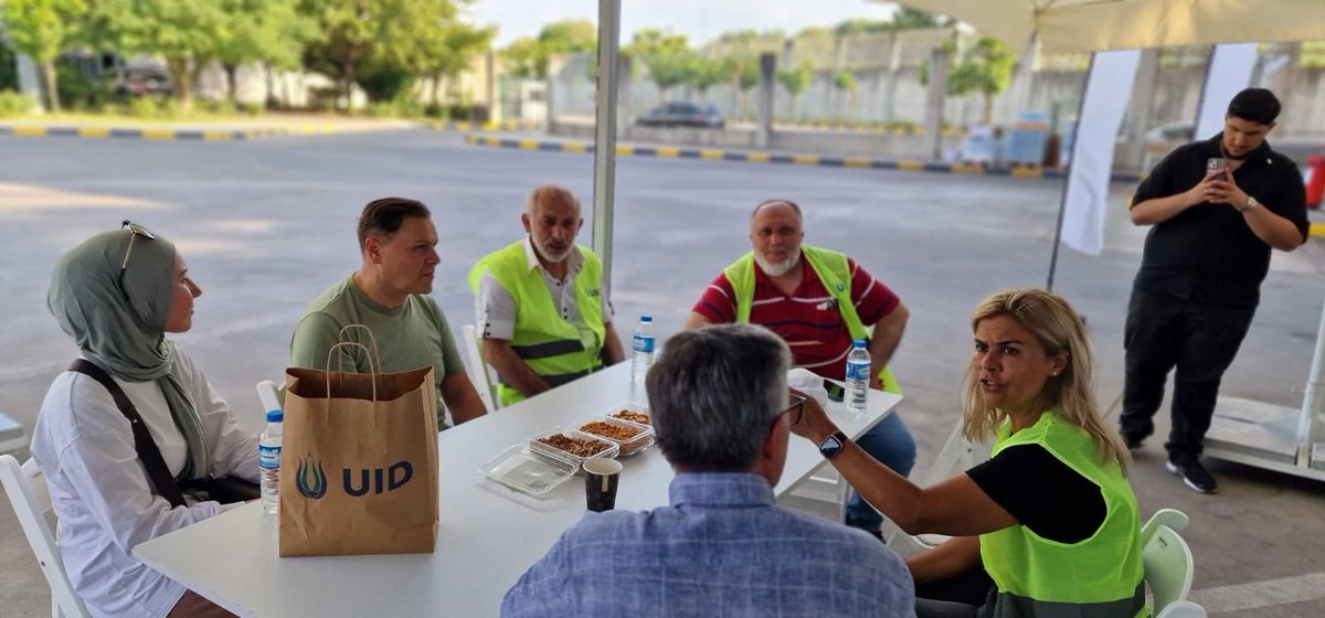 BilgiBulent's tweet photo. #UID ailesi her zaman insanımızın yanında.

#Kapıkule’de stant kuran UID teşkilatımızın gönüllüleriyle bir araya geldik.

Her birinin emeği çok kıymetli. Sağ olsunlar, var olsunlar.

@U_I_D @aslankenan_nl https://t.co/9oLEt9trDi