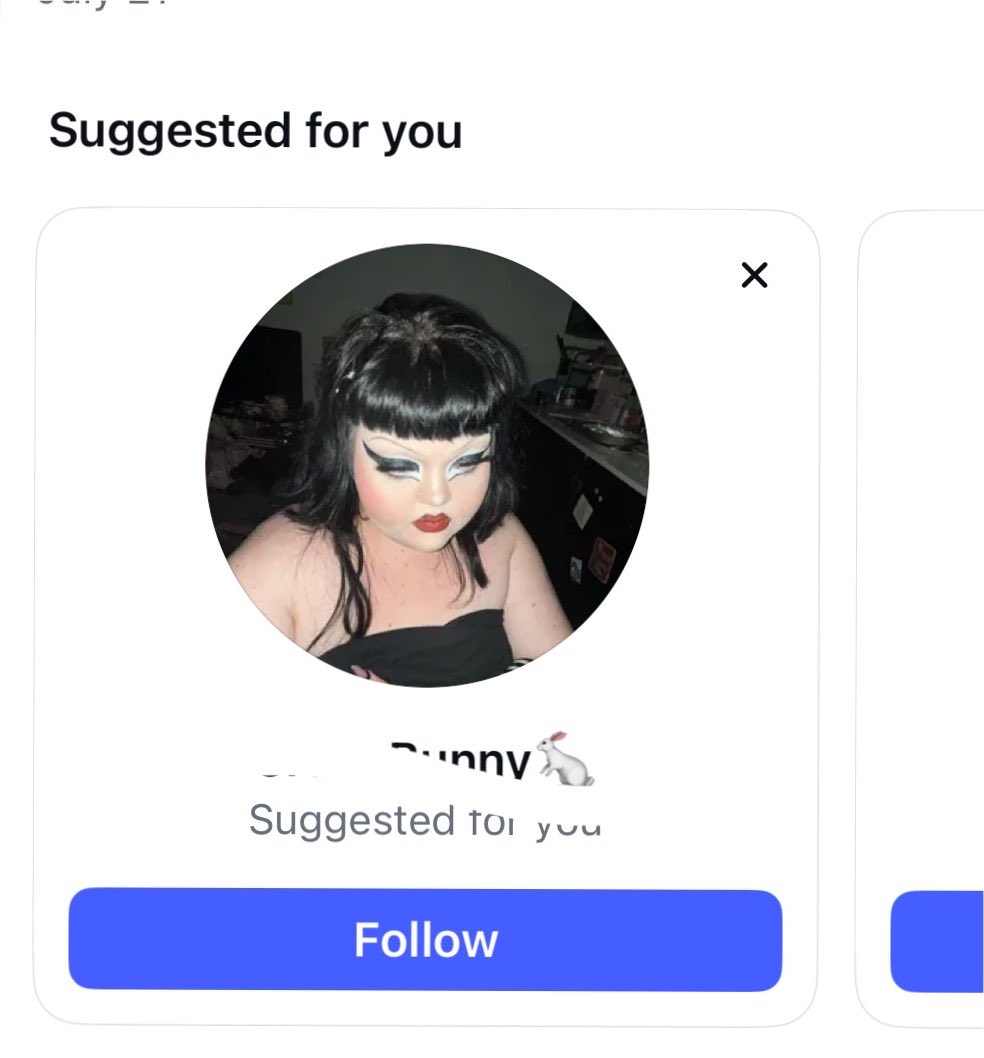 planetclarke's tweet photo. Instagram be like: “heyyyy you might wanna follow this person who likes to harass you on the internet” yeah the IG suggestions are truly NOT RANDOM WTF??? https://t.co/d2YyWRLGHn
