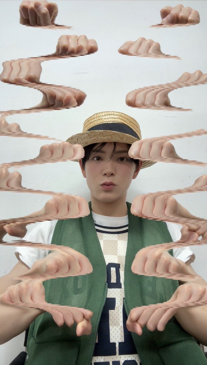 NEXZ_BBL's tweet photo. 🫧🦦260805 | 01:06 AM ( JPN/KOR )

ㅋㅋㅋㅋㅋ

*photo*

Gomu Gomu no Gatling too
Background?
ㅋㅋㅋ
But if I put this, NEX2Y who see this screen for the first time might be a little surprised, so I'll keep it like this ㅎ https://t.co/YwgKWeRyqX