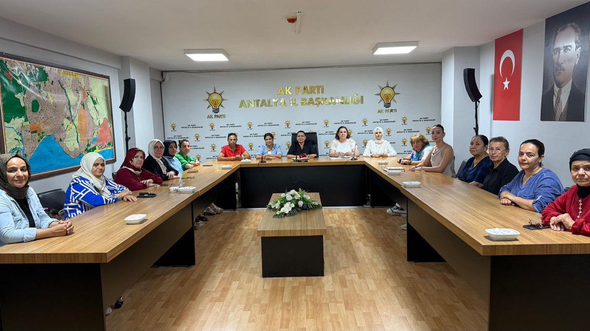 akkadinantalya's tweet photo. 📍 Antalya İl Başkanlığı

İl Kadın Kolları Başkanımız Gülçin Özboz riyasetinde haftalık olağan Yönetim Kurulu Toplantımız gerçekleştirildi. https://t.co/8wl1DyKf32