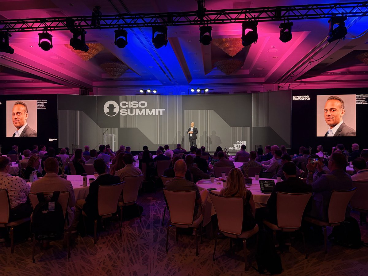 BilyanaLilly's tweet photo. The CISO Summit @BlackHatEvents started in style - mc @jeremiahg https://t.co/5FfBz5S72v