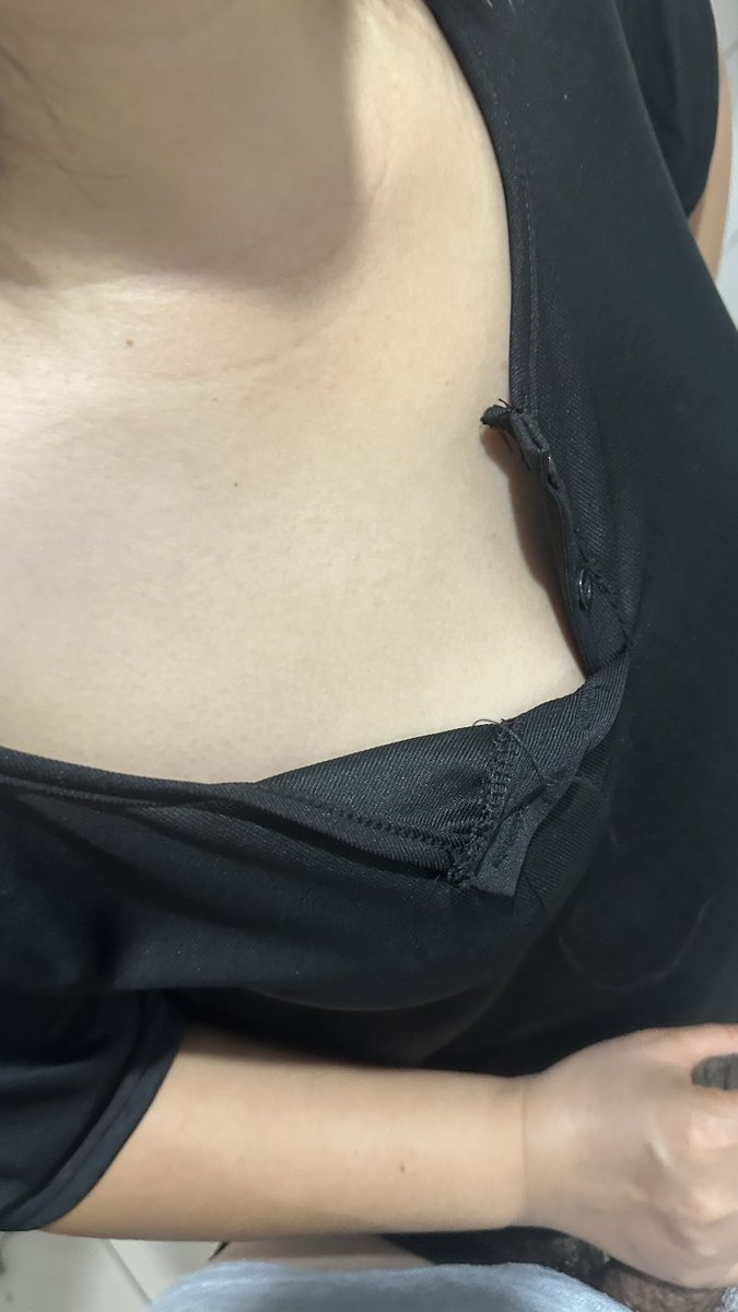 0579fuqi's tweet photo. 不露比露好看？ https://t.co/foi0uBr67d
