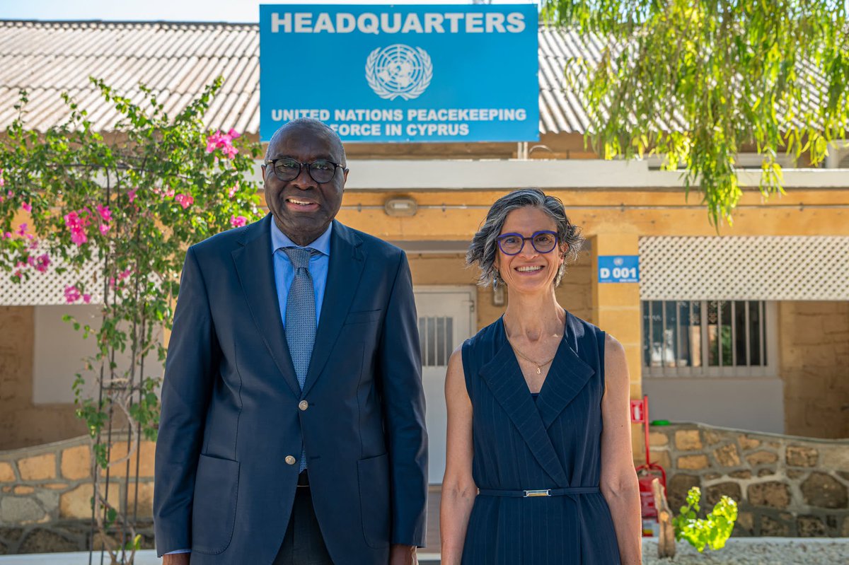 UNPOL's tweet photo. International police cooperation is strengthened by the service of officers from many Member States.

During her visit to #UNFICYP, 🇵🇹 Portugal’s Ambassador to Cyprus met Portuguese @UNPOL officers serving for peace on the island. 

#InvestInPeace https://t.co/fDuRnChYir