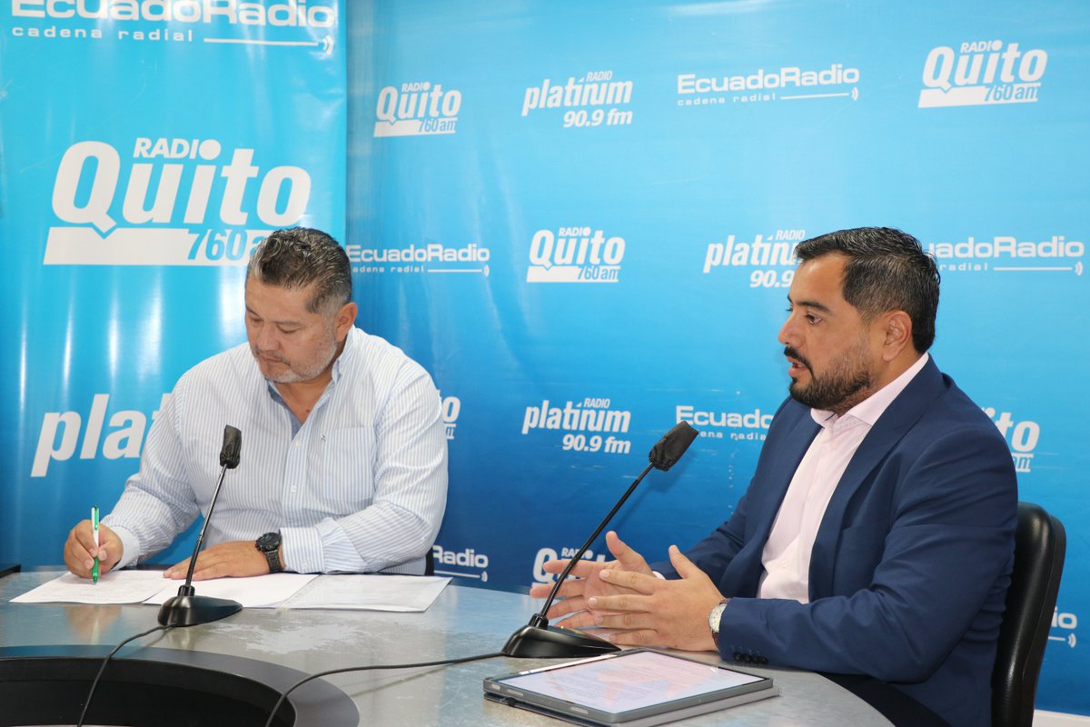IEPS_Ec's tweet photo. #IEPSEnMedios 🎙️
En @radioplatinumec y @radioquitoec, nuestro director general, @TJJuanchoD, destacó cómo el #IEPS fortalece a la #EPS con más oportunidades de comercialización. 💪🛍️
✅ #RUEPS ✅ #PROFECPIAM ✅ Mi Tienda de #ElNuevoEcuador
Conoce más en https://t.co/wluxoQLHlM https://t.co/6EOT3iVW6W